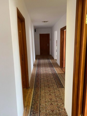 apartament-4-camere-zona-piata-mare-suprafata-84-mp-utili-pret-70000-euro-negociabil