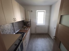 apartament-2-camere-zona-unirii-suprafata-de-52-mp-370-euro-negociabil-4