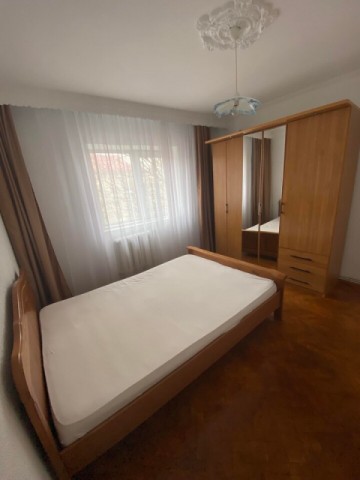 apartament-2-camere-zona-piata-mare-50-mp-utili-250-euro-3