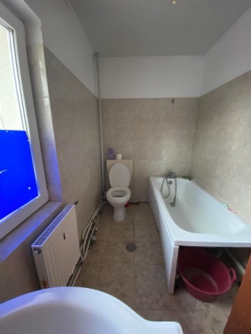 apartament-2-camere-la-casa-zona-acr250-euro-neg-3