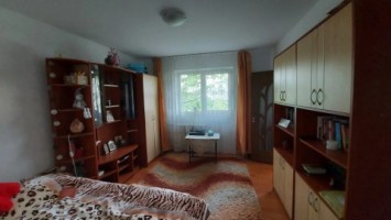 garsoniera-de-vanzare-zona-mall-etaj-3-pret-33500-euro-neg