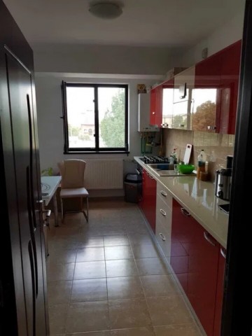 apartament-2-camere-bloc-nouzona-capat-1-73-mp-utili-400-euro-usor-neg-2