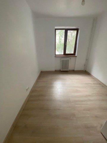 apartament-3-camere-zona-scoala-nr-7-56000-euro-negociabil-2