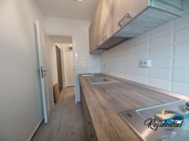 apartament-2-camere-alexandru-iasi-liber-baie-cu-geam-renovat-bucatarie-mobilata-1