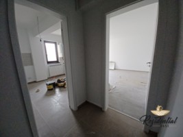 apartament-3-camere-rond-era-81-mp2-bai-una-cu-geam-bloc-nou-mutare-imediata-12