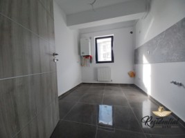 apartament-cu-mutare-imediata-2-camere-decomandat-50-mp-valea-adanca-cug-iasi-5