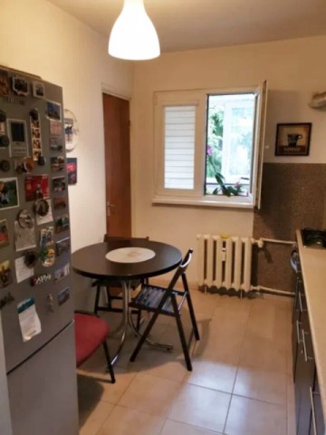 apartament-cu-2-camere-la-4-minute-de-metrou-lujerului-bloc-reabilitat