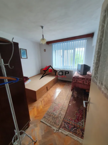 apartament-3-camere-semidecomandat-podu-ros-tutora-1