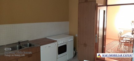 vila-cu-8-camere-si-teren-de-1044-mp-de-vanzare-in-bughea-de-sus-ideala-pentru-locuinta-sau-pensiune-40