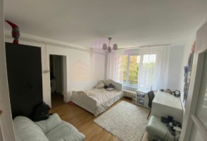 de-vanzare-apartament-cu-1-camera-dambul-pietros-1