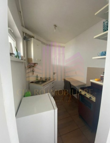 de-vanzare-apartament-cu-1-camera-dambul-pietros-2