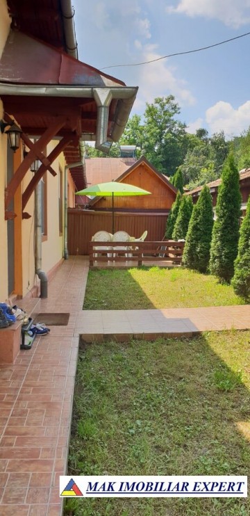 casa-cu-3-camere-si-teren-de-100-mp-de-vanzare-in-cetateni-arges-1