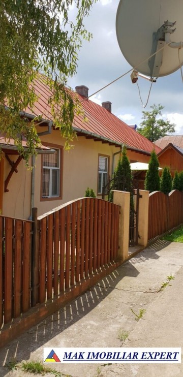 casa-cu-3-camere-si-teren-de-100-mp-de-vanzare-in-cetateni-arges-4
