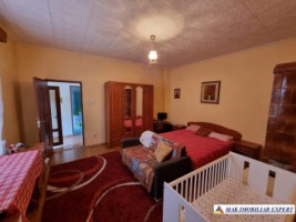 casa-cu-3-camere-si-teren-de-100-mp-de-vanzare-in-cetateni-arges-9
