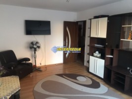 apartament-2-camere-decomandat-etaj-1-zona-ampoi-3-1