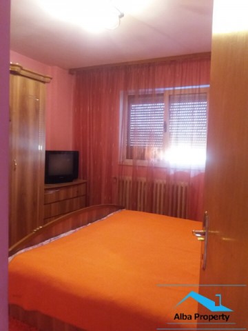 apartament-3-camere-decomandat-zona-cetate-7