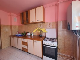 apartament-cu-2-camere-decomandate-cetate-3