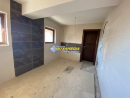 casa-noua-de-vanzare-pm-cu-600-mp-teren-alba-iulia-zona-cetate-kaufland-3