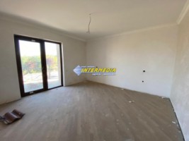 casa-noua-de-vanzare-pm-cu-600-mp-teren-alba-iulia-zona-cetate-kaufland-8