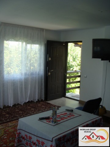 casa-3-camere-80-mp-teren-1000-mp-pret-51000-euro-7