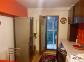 apartament-3-camere-decomandat-etj-3-campulung-muscel-grui-pret-200-euro-inchiriat-15