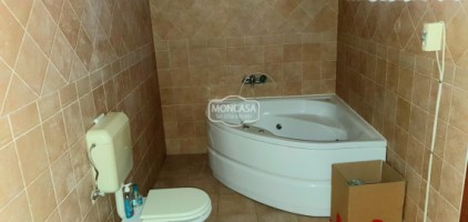 apartament-3-camere-76-mp-plus-mansarda-locuibila-ultracentral-in-dorohoi-14