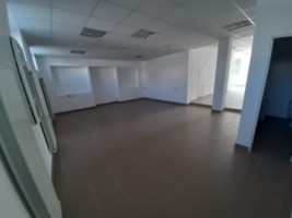 spatiu-comercial-148-mp-calea-nationala-la-strada-principala-1