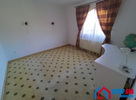 casa-individuala-cu-piscina-interioara-si-2000-mp-teren-de-vanzare-in-sibiu-16