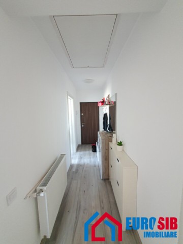 apartament-cu-2-camere-decomandate-de-vanzare-in-sibiu-pe-calea-cisnadiei-2