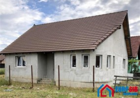 casa-cu-3-camere-in-sibiu-localitatea-cristian-comision-0