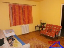 inchiriez-apartament-2-camere-zona-vasile-aaron