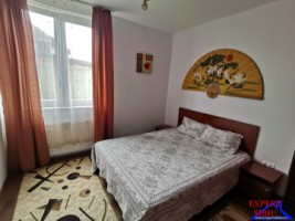 inchiriez-apartament-3-camere-la-casarenovatzona-turnisor-3