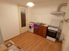 vand-apartament-2-camere-decomandat-zona-vasile-aaron-6