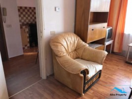 apartament-cu-2-camere-zona-cetate-1