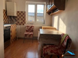 apartament-cu-2-camere-zona-cetate-3