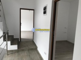 casa-noua-de-inchiriat-cetate-1