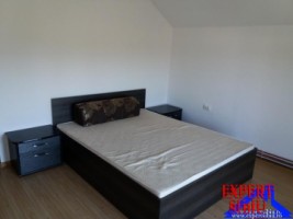 inchiriez-apartament-2-camere-decomandat-zona-selimbar-2