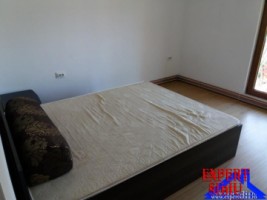 inchiriez-apartament-2-camere-decomandat-zona-selimbar-3