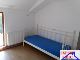 inchiriez-apartament-2-camere-decomandat-zona-selimbar-4