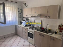 apartament-2-camere-etaj-1-cu-pivinita-zona-cetate