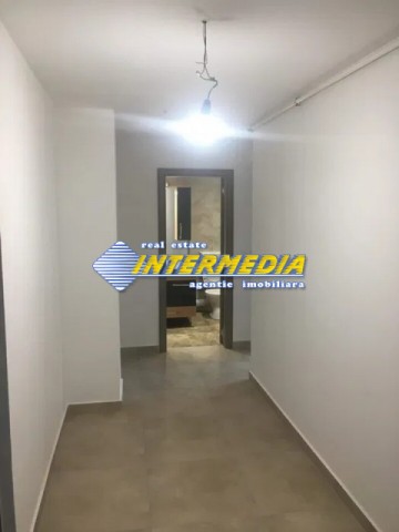 apartament-2-camere-decomandat-etaj-1-zona-cetate-mercur-2