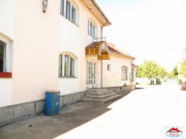 casa-cu-spatiu-comercial-semicentral-id-22493-7