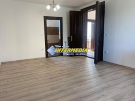 casa-de-inchiriat-in-cartierul-cetate-pretabila-cabinet-medical-spatiu-birouri-sau-locuit-3