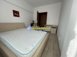 apartament-4-camere-de-vanzare-etaj-1-zona-cetatebulevard-1