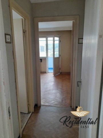 apartament-2-camere-alexandru-cel-bun-baie-cu-geam-liber-5