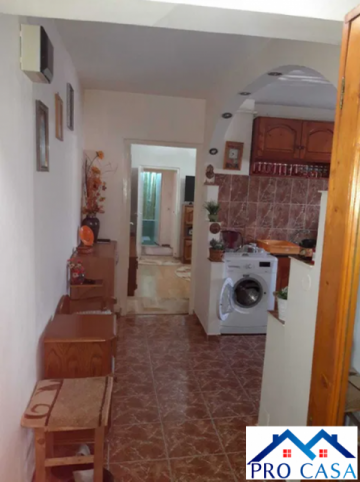 apartament-2-camere-zona-cetate-1