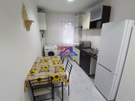 vand-apartament-3-camere-renovatzona-ciresica-6