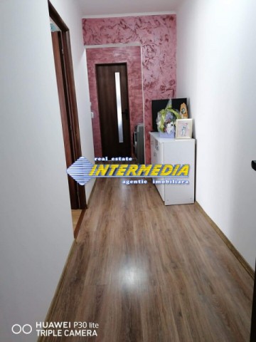 apartament-cu-2-camere-mobilat-si-utilat-in-cetate-6