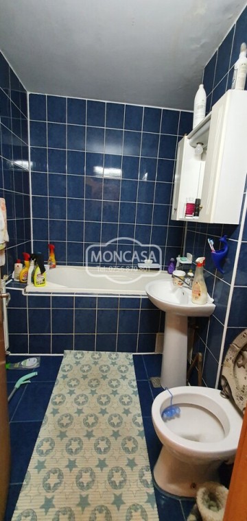 apartament-2-camere-zona-capat-1-scoala-6-etaj-3-4