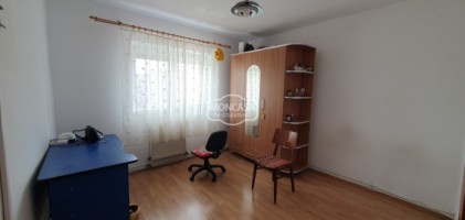 apartament-2-camere-zona-capat-1-scoala-6-etaj-3-14